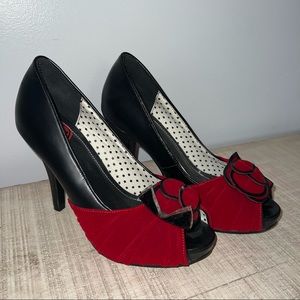 SOLD— T.U.K black and red velvet heels - 7